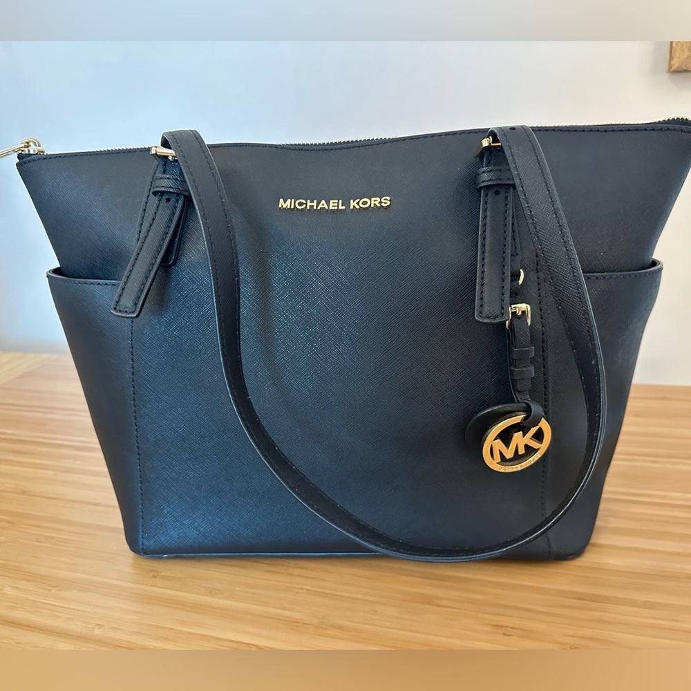 Black Michael Kors tote bag